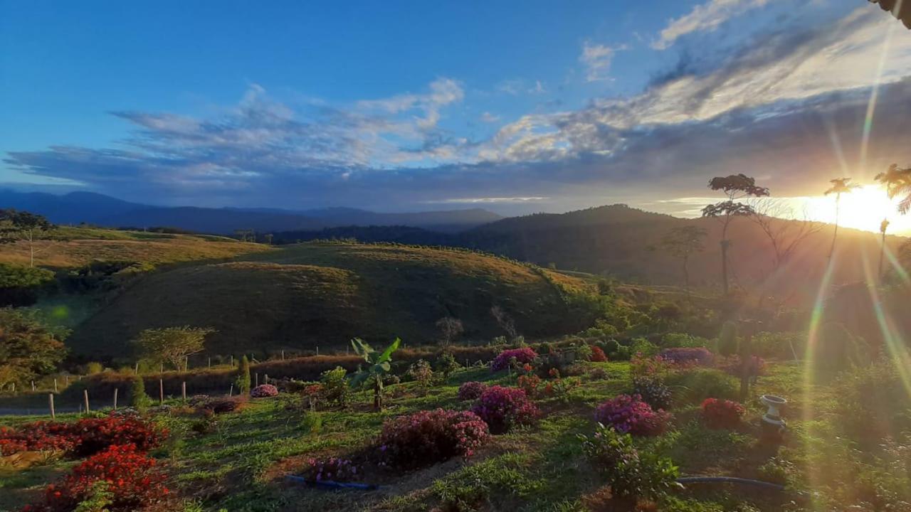 El Rincon De Las Flores Bajo Tigre Ngoại thất bức ảnh